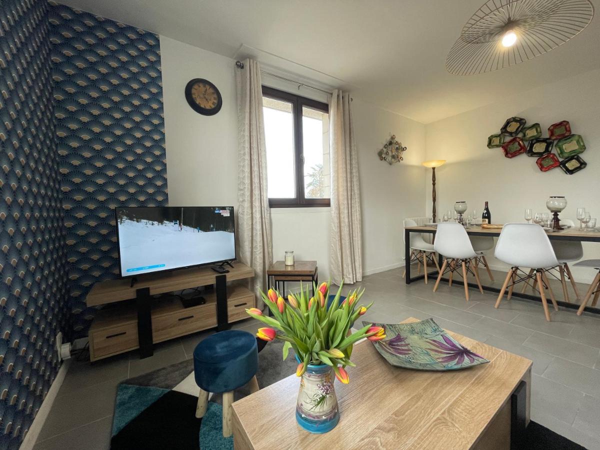 Grand Appartement En Vallee De La Loire Gennes-Val-de-Loire Dış mekan fotoğraf